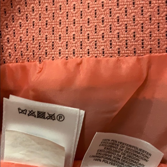 Woman’s Le Suit Separates Blazer. - Picture 7 of 8